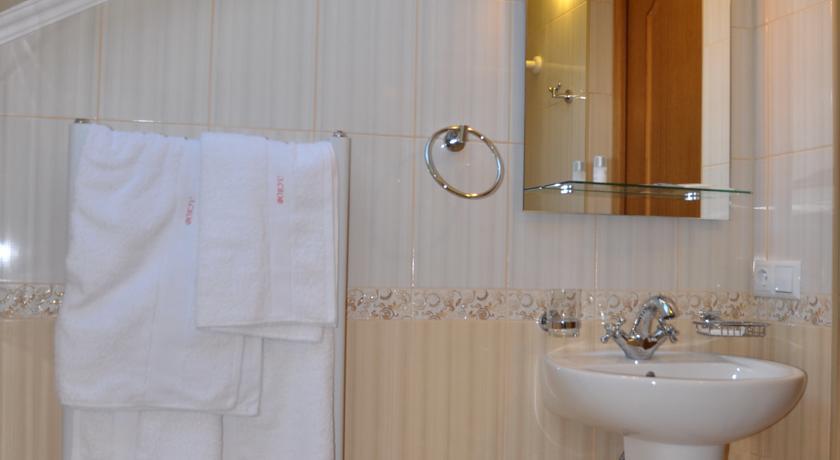 Focus Hotel Khust Ruang foto