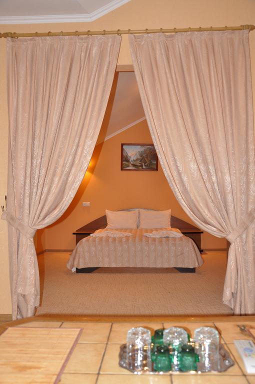 Focus Hotel Khust Ruang foto