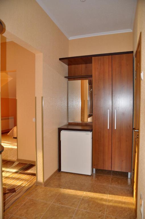 Focus Hotel Khust Bagian luar foto