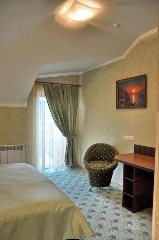 Focus Hotel Khust Bagian luar foto